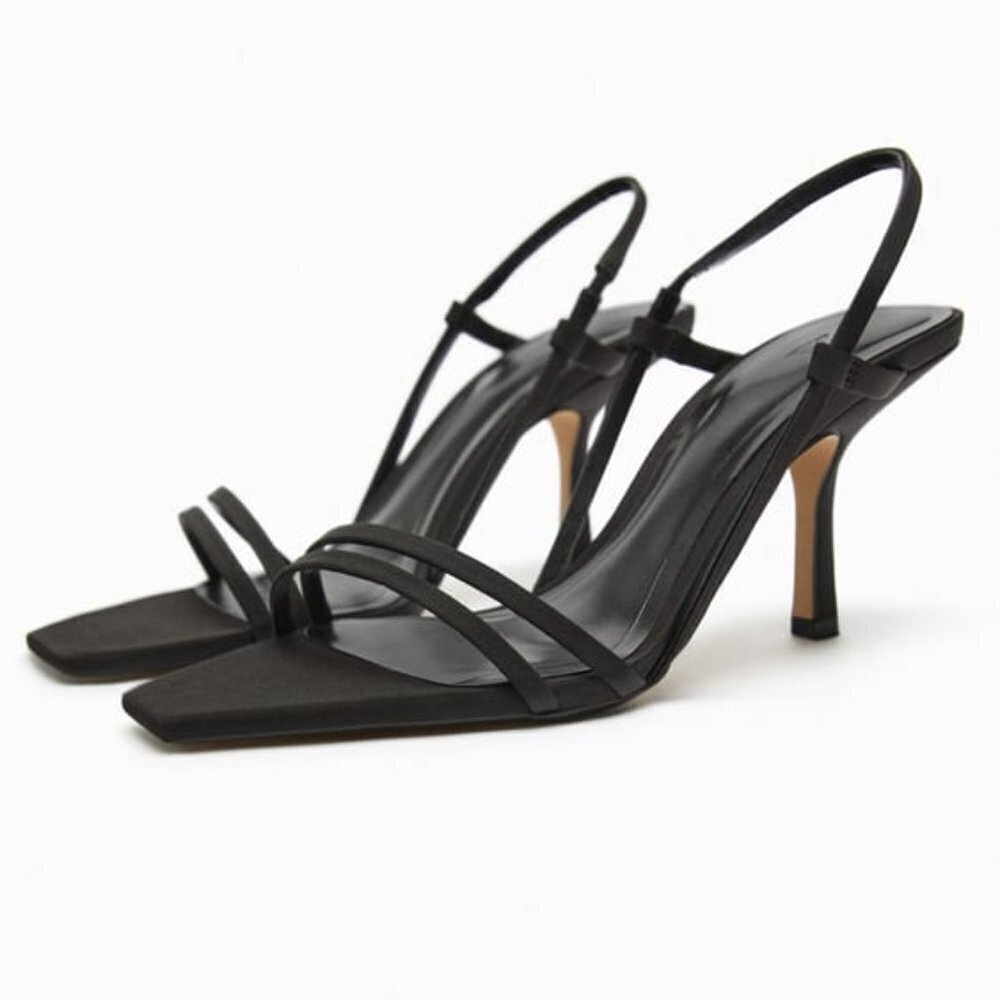 Zara Block Heel Strappy Sandals Black Size | 1321/110